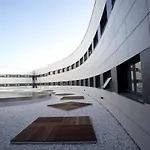 Carris Marineda Hotel