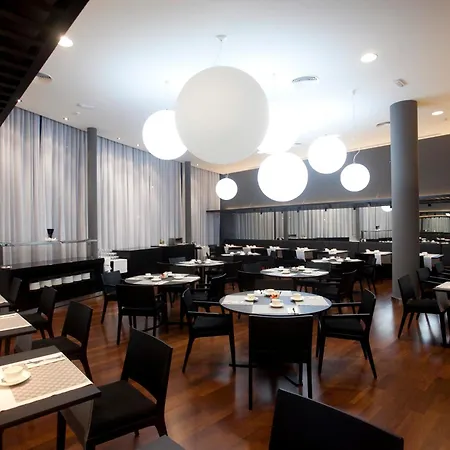 Carris Marineda Hotel