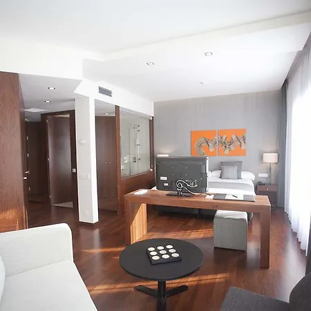 Carris Marineda Hotel