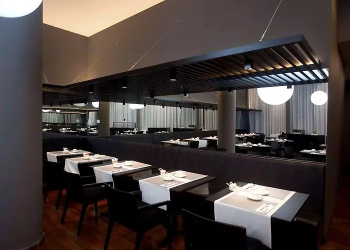 Carris Marineda 4* A Coruna