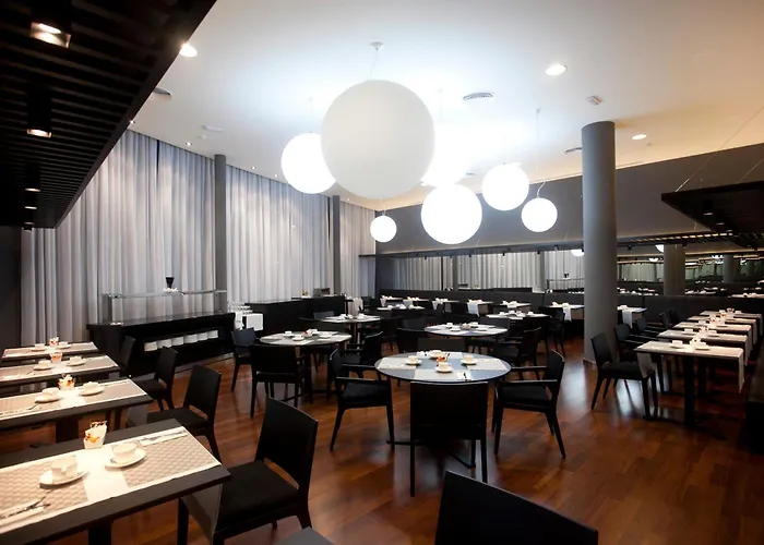 Carris Marineda Hotel