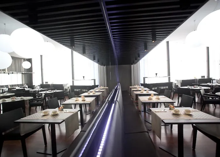 Carris Marineda Hotel 4*