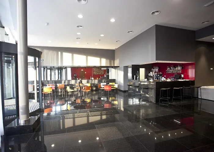 Hotel Carris Marineda 4*